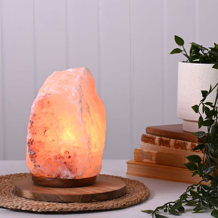 Glanciety Himalayan Salt Crystal Lamp – Natural Glow for Gentle Ambience & Calming Sleep